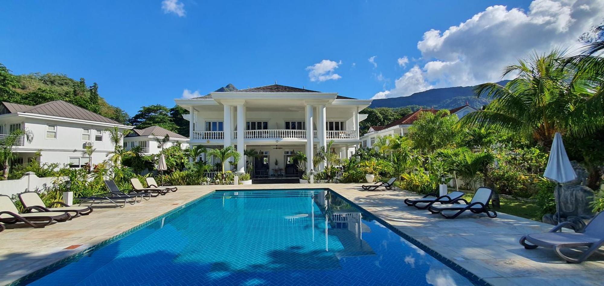 Las Brisas Villa - Chateau Elysium Beau Vallon  Exteriér fotografie
