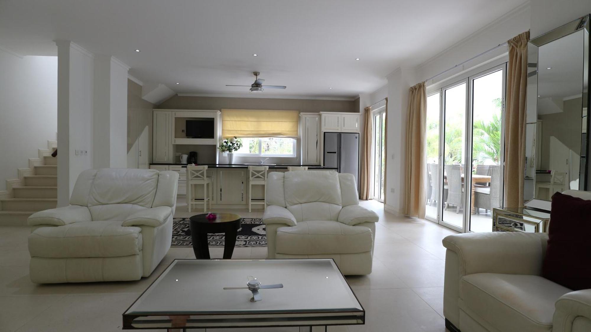 Las Brisas Villa - Chateau Elysium Beau Vallon  Exteriér fotografie